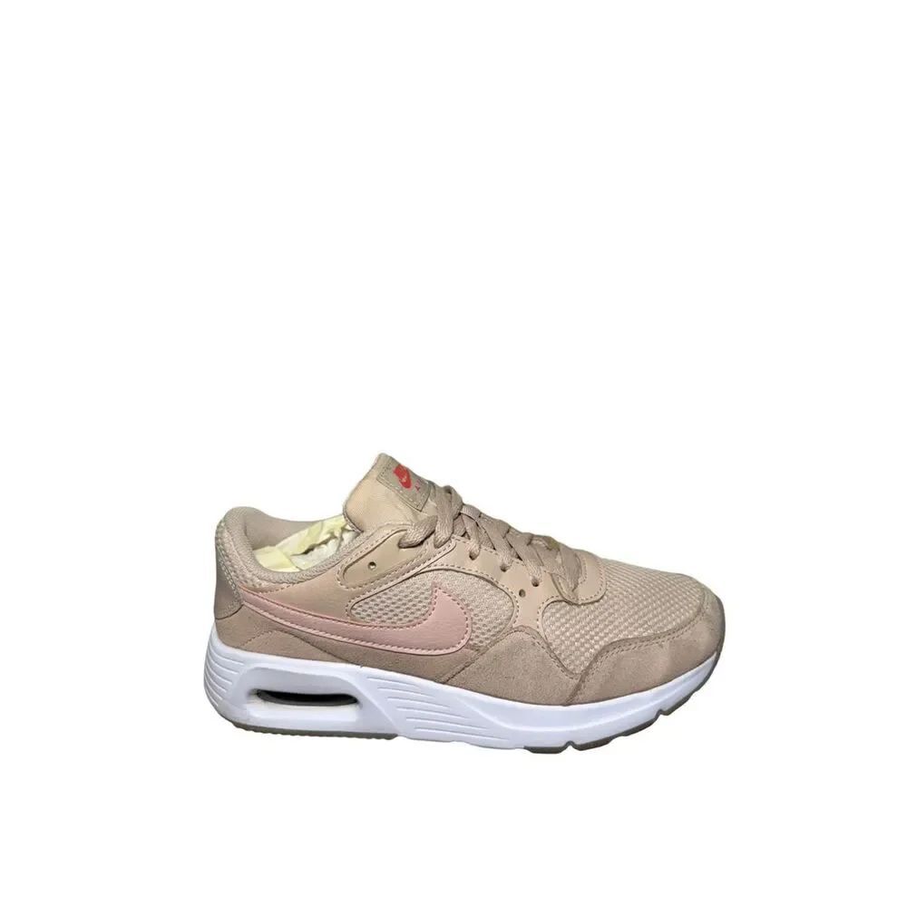 Nike Women’s Air Max Low-Top Sneaker in Beige/Pink size 7.5
